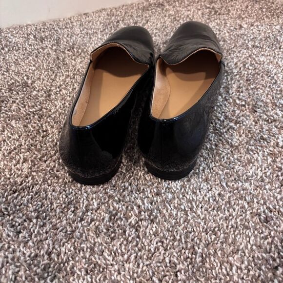 Naturalizer Women's Emiline Slip-On Loafer Black Leather Size 8 - Picture 10 of 15